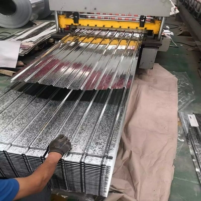 Hoja de techo de acero galvanizado AISI ASTM DIN Z40g Z275g Z350g Alucinc Az150 Dx51d Personalización de tableros aislados
