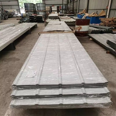 Plata de techo micro corrugado de acero de color de 950 mm de ancho galvanizado para mayor durabilidad