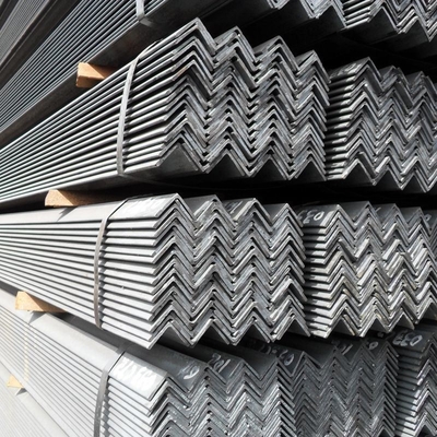Acero inoxidable ASTM 304 hierro de ángulo igual para construcción St37 técnica de laminado en caliente