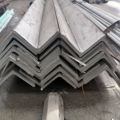 Pedido personalizado espesor personalizado 3-20mm barra de acero galvanizado con agujeros de ángulo hierro