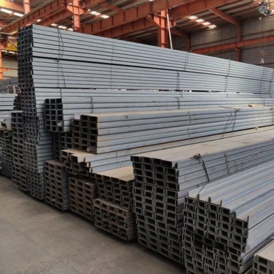 Acero galvanizado por laminado en caliente Q235B de canal U con ancho personalizado 40-550 mm