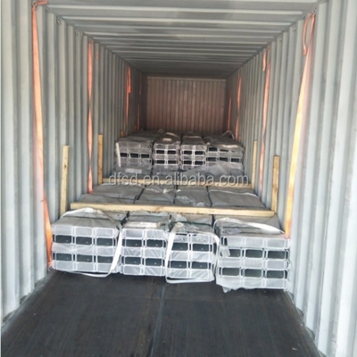 Cánal de acero de vigas U perforadas por laminado en caliente para piezas de procesamiento de acero estructural
