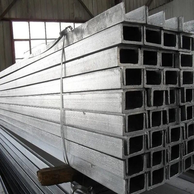Canal de acero al carbono laminado en caliente / frío JIS GB ASTM En DIN para entrega inmediata