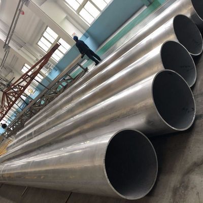 Tubo de aluminio extrudido adecuado para el transporte ferroviario, electrónica automotriz y otros