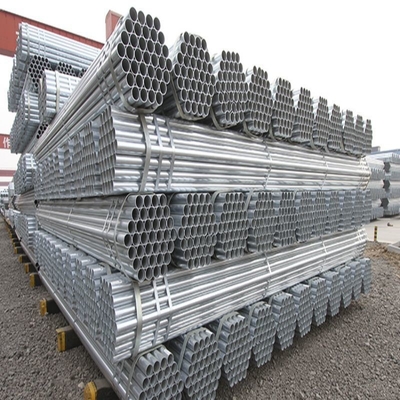 Tubos cuadrados de aluminio extrudidos Tubos rectangulares por kg aleación aleación para ventanas y puertas