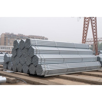 Tubos cuadrados de aluminio extrudidos Tubos rectangulares por kg aleación aleación para ventanas y puertas